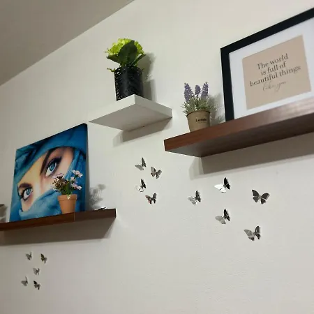 شقة Charming 2-bed In سراييفو